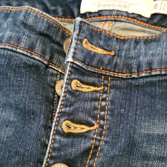 Torrid Jean Shorts - Picture 4 of 7